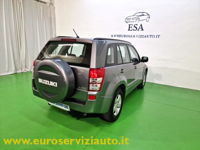 SUZUKI Grand Vitara usata, con Fendinebbia