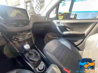 PEUGEOT 2008 usata, con Android Auto