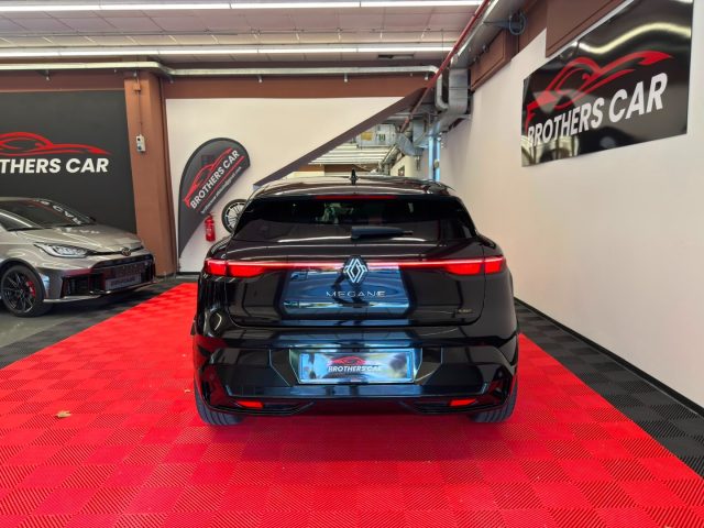 RENAULT Megane Grand Coupe usata, con Autoradio