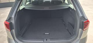 VOLKSWAGEN Passat Variant usata, con ESP