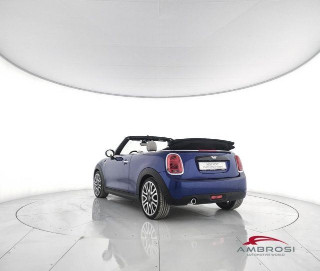 MINI Cabrio usata 3