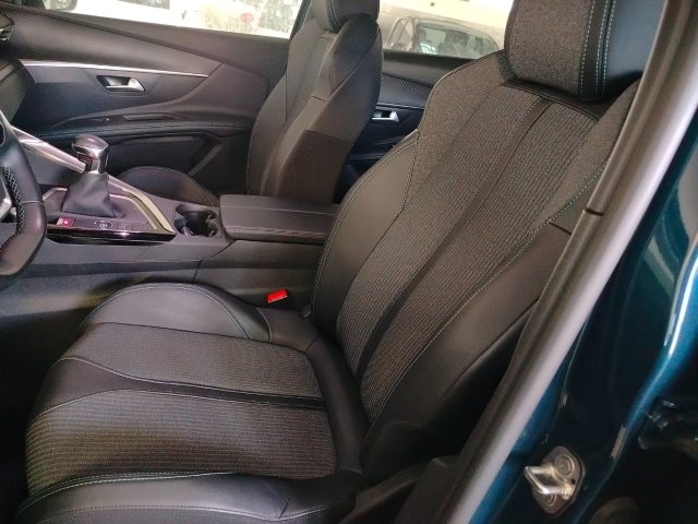 PEUGEOT 3008 usata 15