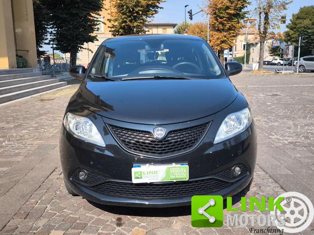 LANCIA Ypsilon usata, con Airbag