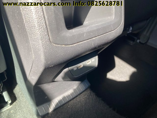 VOLKSWAGEN T-Cross usata, con Sensori di parcheggio posteriori