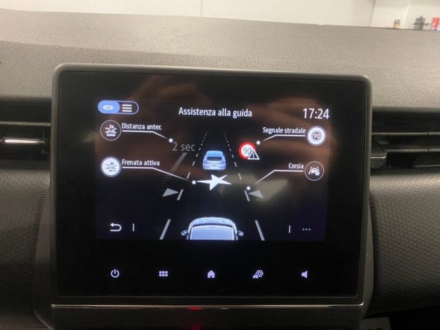 RENAULT Clio usata, con Volante in pelle