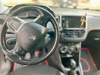 PEUGEOT 208 usata 18