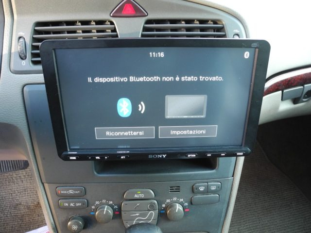 VOLVO XC70 usata, con Touch screen