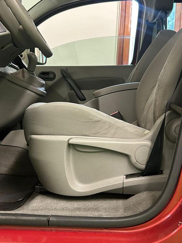 RENAULT Kangoo usata, con Immobilizzatore elettronico