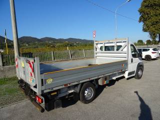 PEUGEOT Boxer usata, con Alzacristalli elettrici
