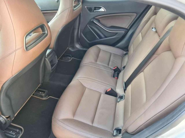 MERCEDES-BENZ GLA 200 usata, con Climatizzatore