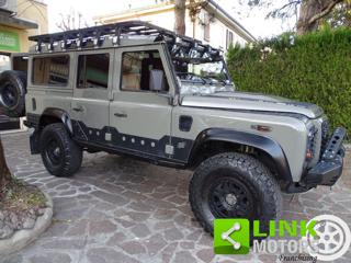 LAND ROVER Defender usata 28