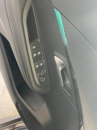 PEUGEOT 208 usata, con Autoradio