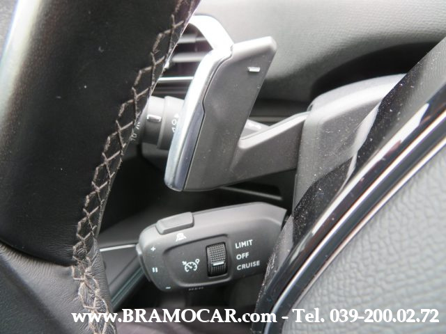 PEUGEOT 3008 usata, con Park Distance Control