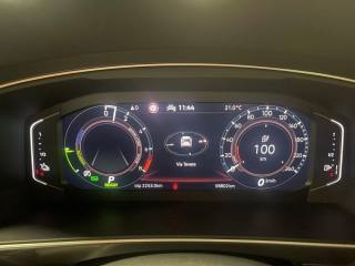 VOLKSWAGEN Tiguan usata, con Fari LED