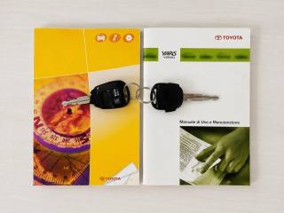TOYOTA Yaris usata, con MP3