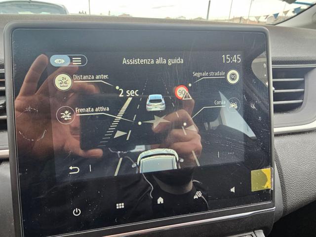 RENAULT Captur usata, con Autoradio digitale
