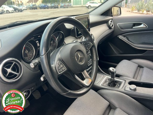 MERCEDES-BENZ GLA 180 usata, con Chiusura centralizzata