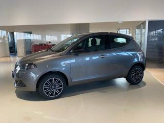 LANCIA Ypsilon usata, con Airbag