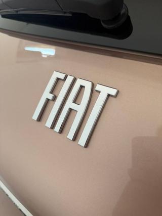 FIAT 500e usata, con Sensori di parcheggio posteriori