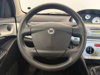 LANCIA Ypsilon usata 9