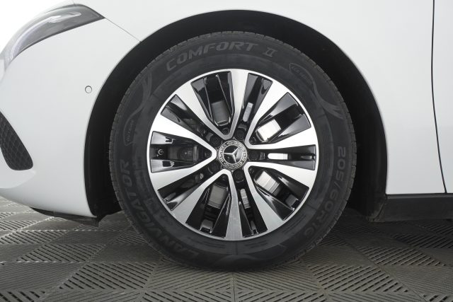 MERCEDES-BENZ A 180 usata 8