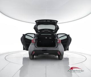 TOYOTA Yaris usata 6