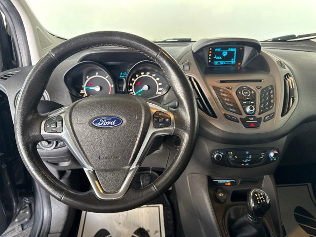 FORD Tourneo Courier usata 21
