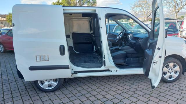 FIAT Doblo usata, con Pneumatici quattro stagioni