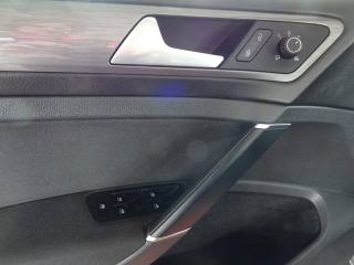 VOLKSWAGEN Golf usata, con Climatizzatore