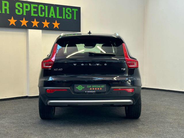 VOLVO XC40 usata, con Autoradio