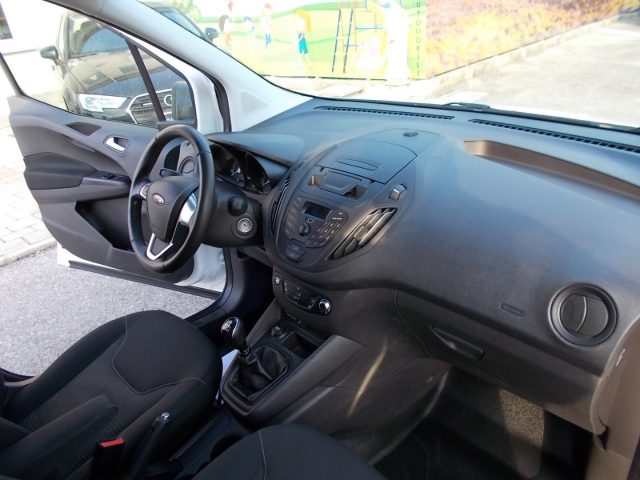 FORD Transit Courier usata, con ESP
