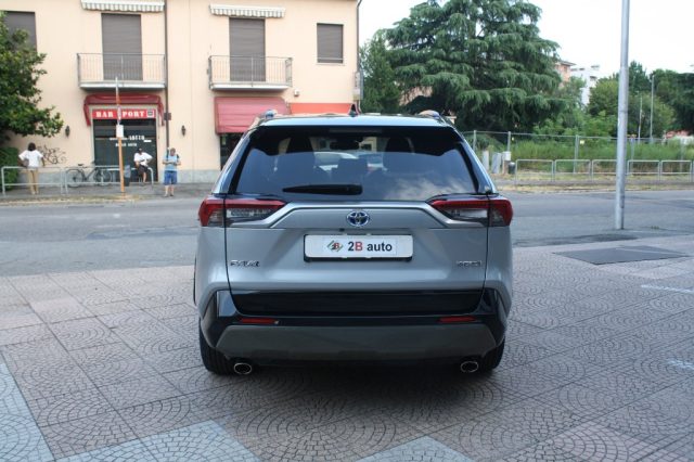 TOYOTA RAV 4 MY23 usata, con Cerchi in lega