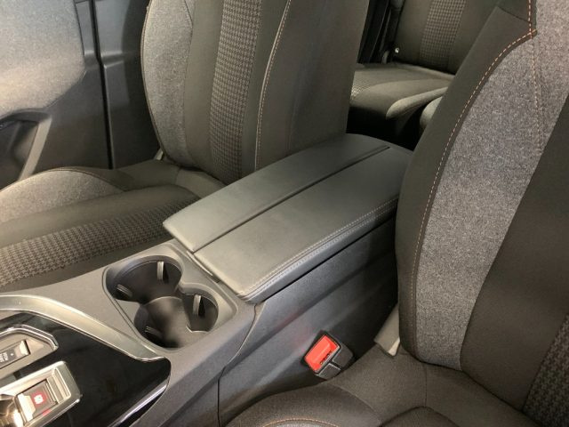 PEUGEOT 5008 usata, con Chiusura centralizzata telecomandata