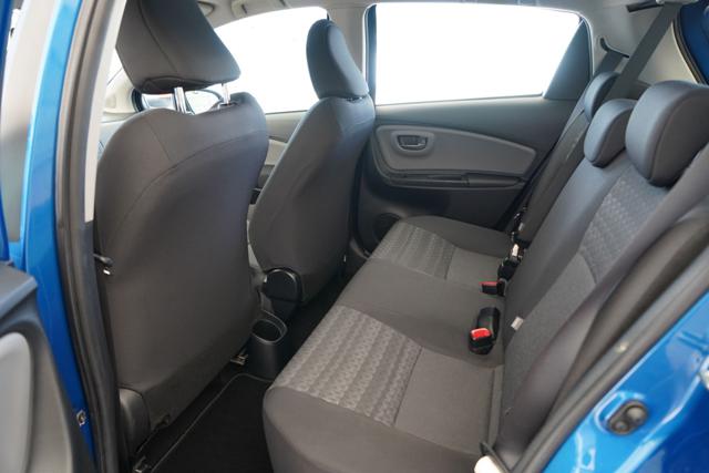 TOYOTA Yaris usata, con Specchietti laterali elettrici