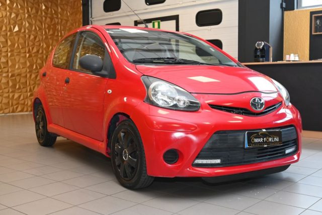 TOYOTA Aygo usata 1