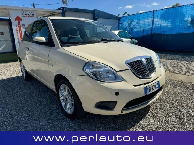 LANCIA Ypsilon usata, con Airbag