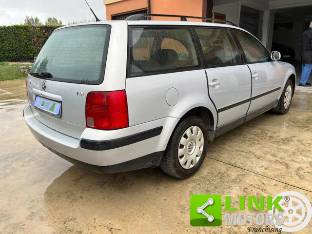 VOLKSWAGEN Passat usata, con Fendinebbia