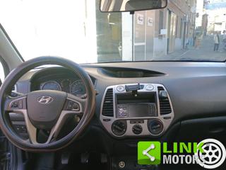 HYUNDAI i20 usata 17