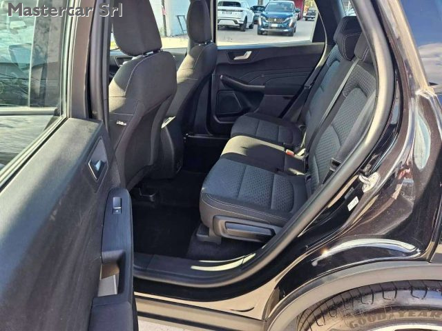 FORD Kuga usata, con Sistema di navigazione