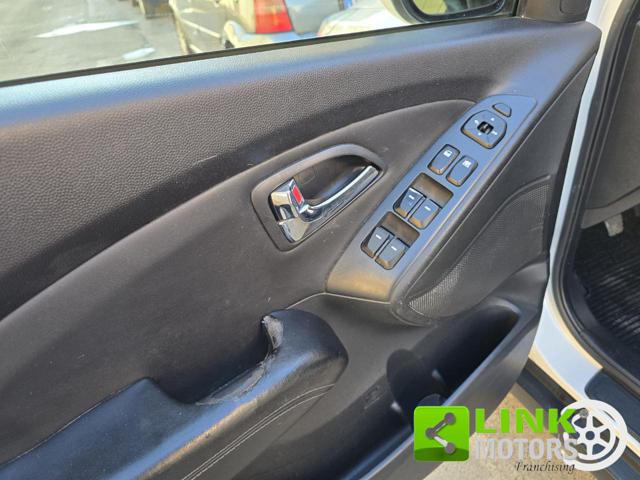 HYUNDAI iX35 usata, con Bluetooth