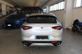 ALFA ROMEO Stelvio usata, con Alzacristalli elettrici