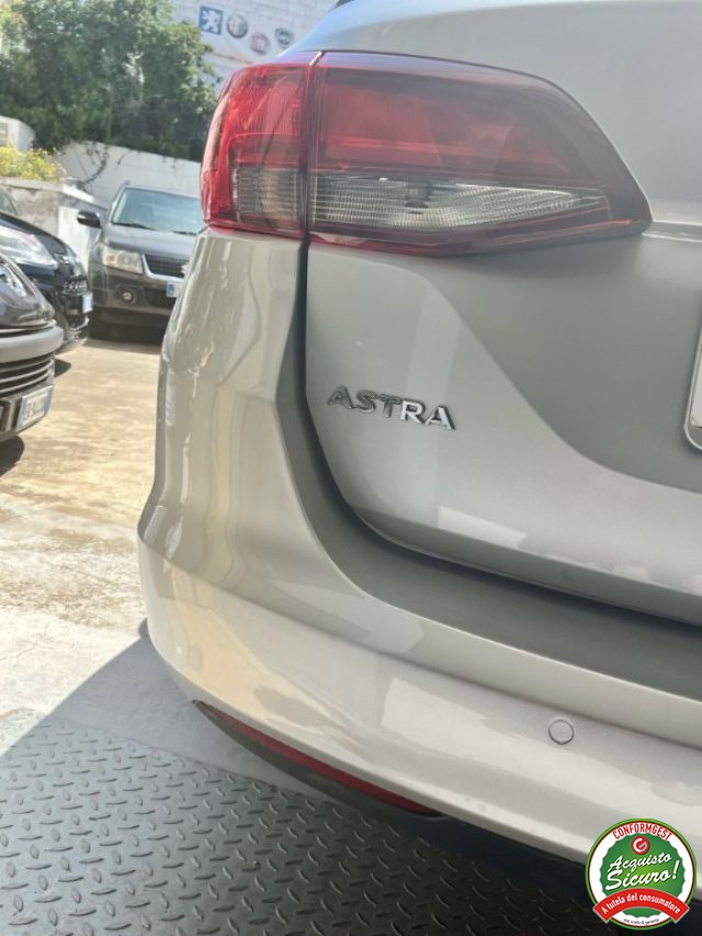 OPEL Astra usata, con Chiusura centralizzata