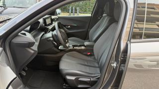 PEUGEOT 2008 usata, con Cruise Control