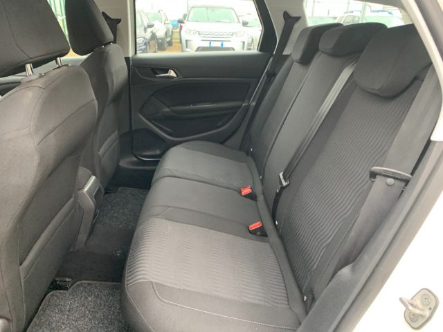 PEUGEOT 308 usata, con Controllo automatico clima