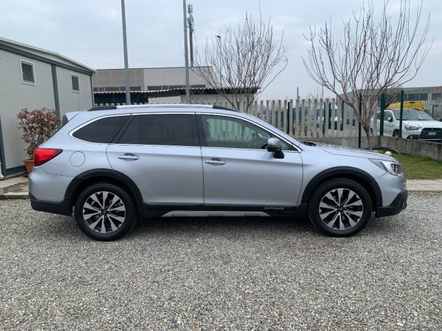 SUBARU OUTBACK usata, con Airbag Passeggero