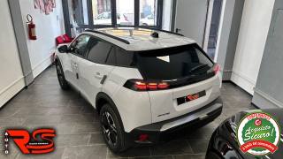 PEUGEOT 2008 usata, con Volante multifunzione