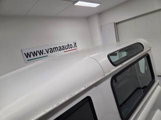 LAND ROVER Defender usata 26