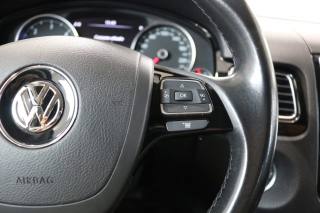 VOLKSWAGEN Touareg usata 23