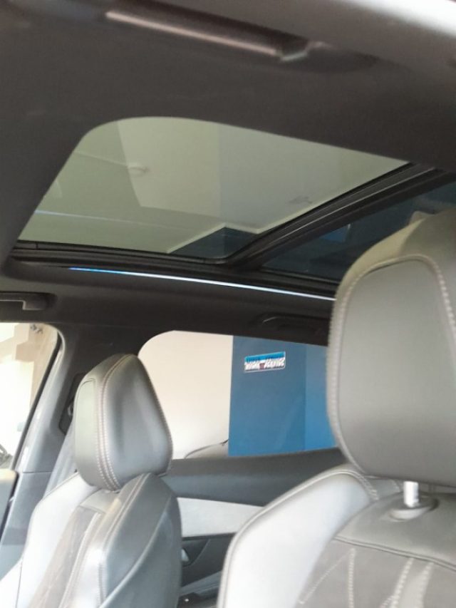 PEUGEOT 3008 usata, con Bracciolo