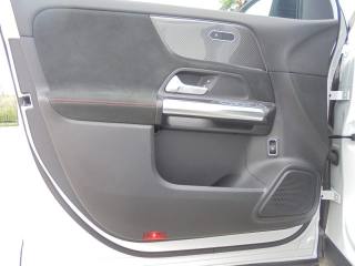 MERCEDES-BENZ GLA 200 usata, con Sistema di navigazione